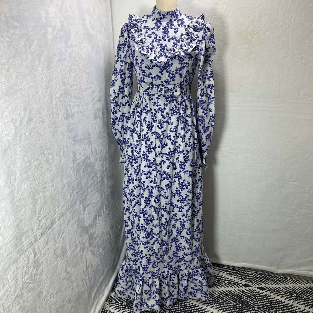 VTG Hand Made Beautiful Belle of the Ball Blue Floral Maxi Prairie Dress Elegant